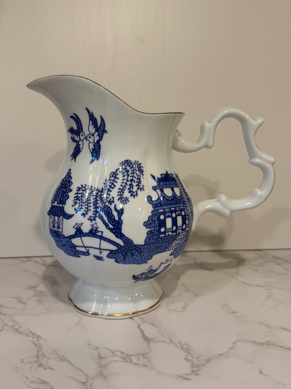 Vintage Blue Willow Pitcher Cardew Blue Traditional Cottagecore Grandmillenial